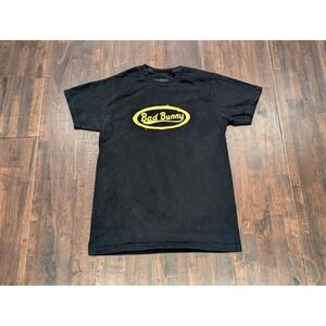 Bad Bunny Shirt Mens Small El Ultimo Tour Del Mundo Concert Graphic Tee 2022